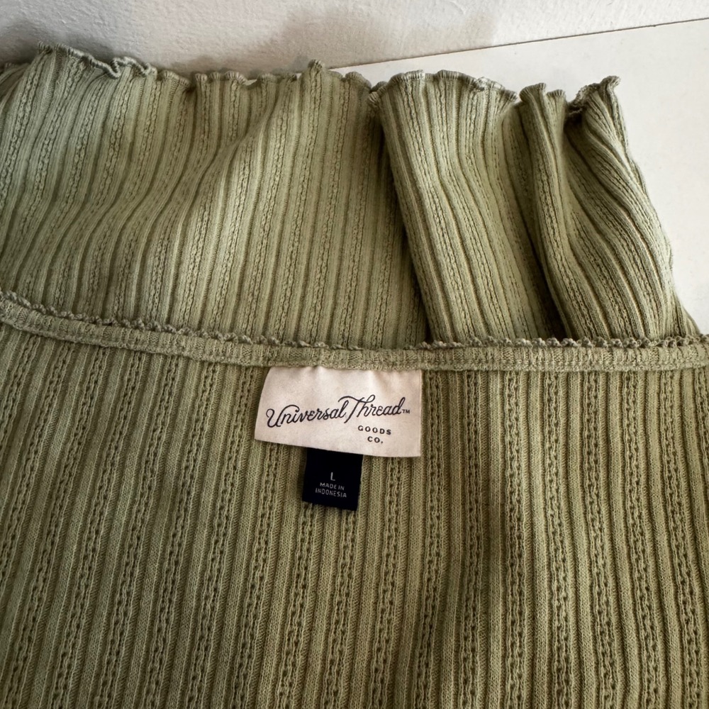 Universal Thread Women's L Green Ribbed Sweetheart Neck Top Fairy Fall Layers - Picture 4 of 5